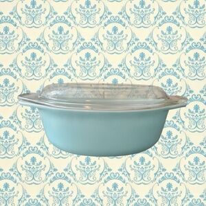 Vintage Pyrex Robins Egg Blue Americana 043 Casserole